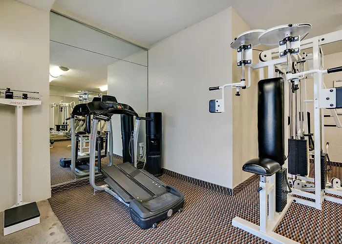 Parkview Hotel 3*