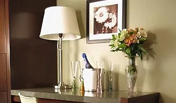 Parkview Hotel 3*